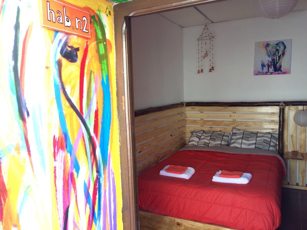 La Puerta Verde Hostel & Bar Humahuaca Buitenkant foto