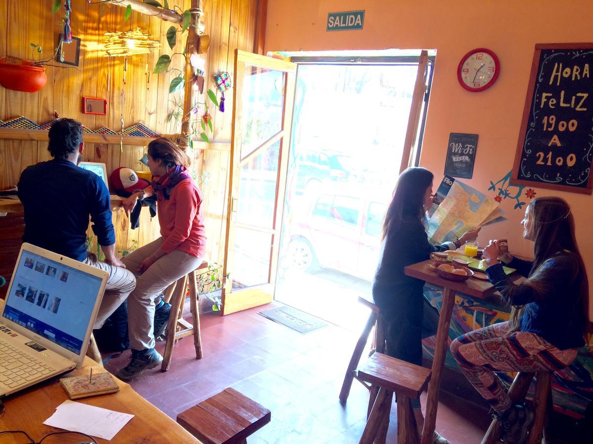 La Puerta Verde Hostel & Bar Humahuaca Buitenkant foto