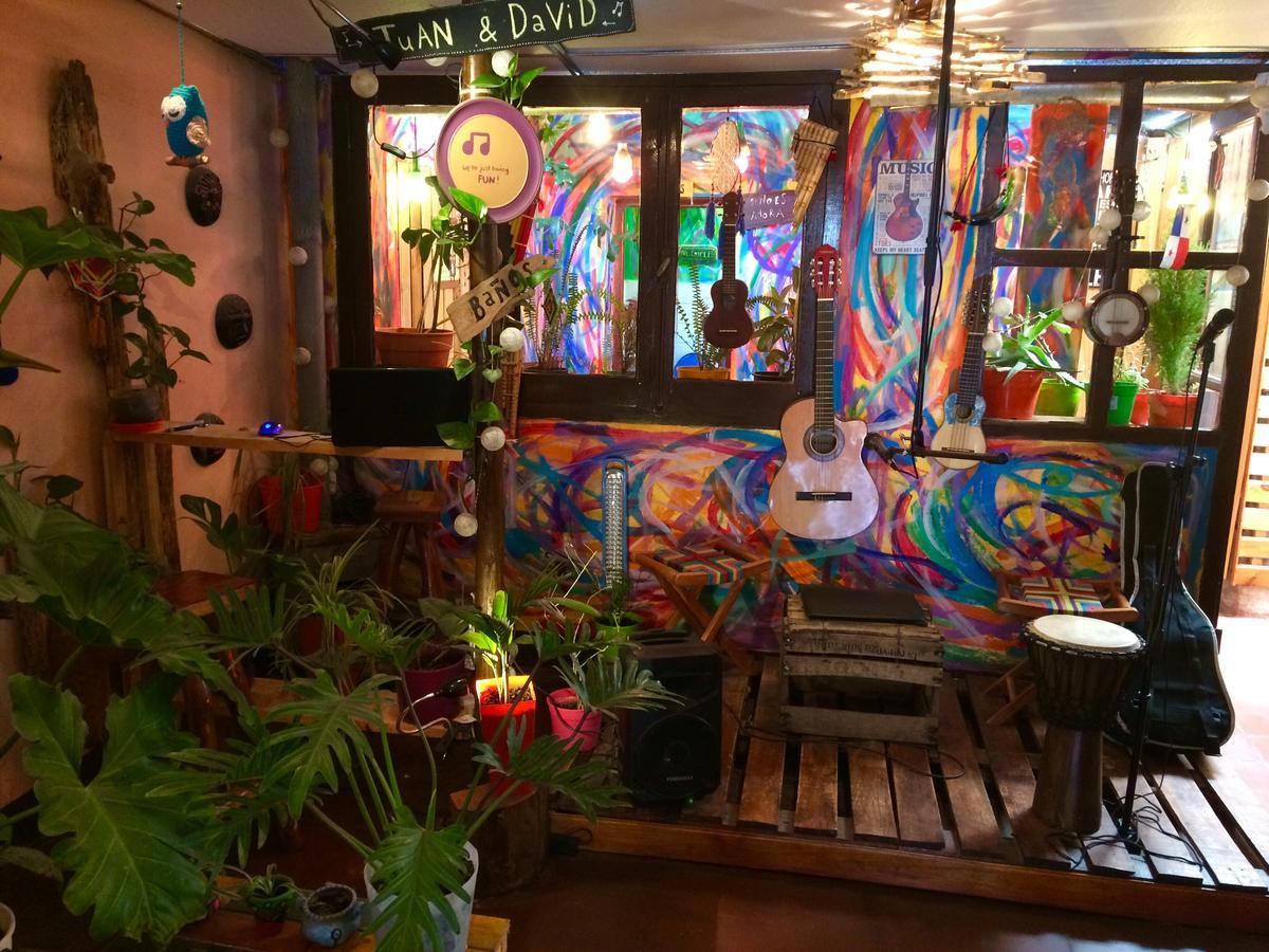 La Puerta Verde Hostel & Bar Humahuaca Buitenkant foto